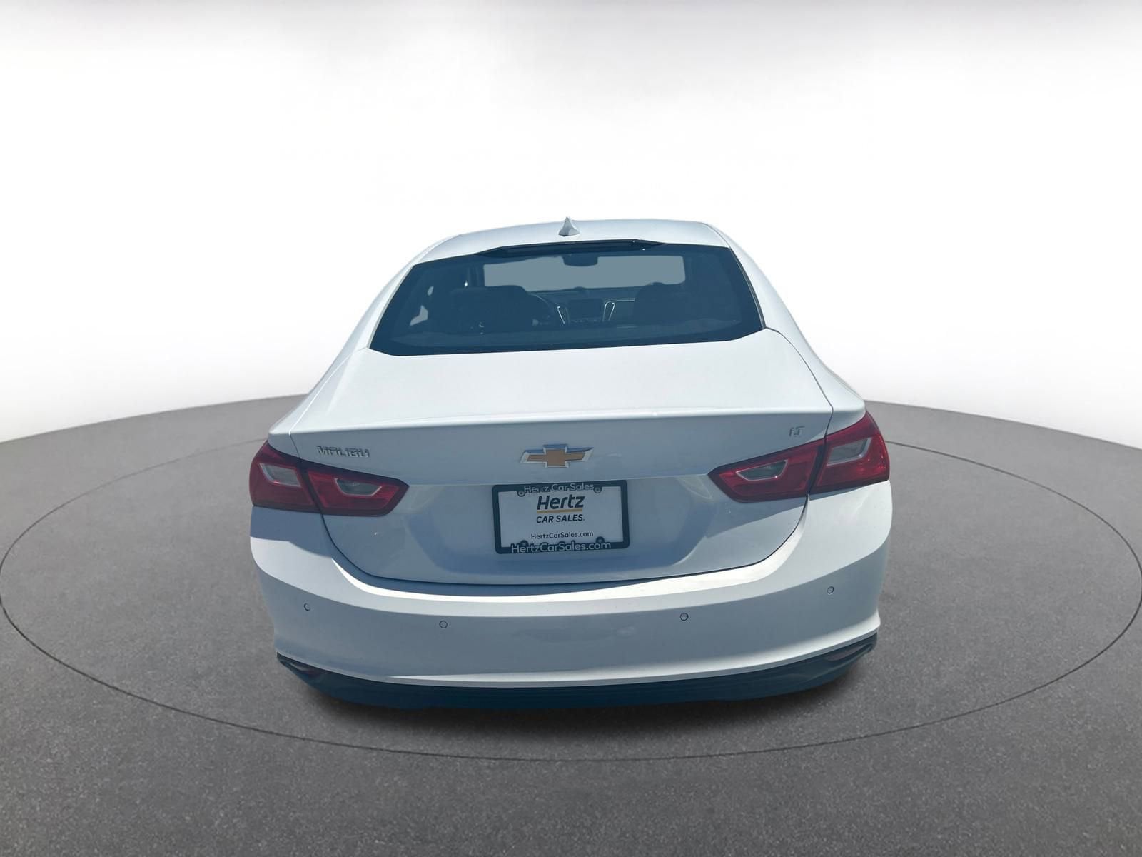 Thumbnail: 2024 Chevrolet Malibu - 3