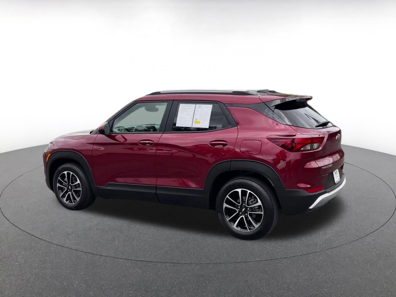 Thumbnail: 2025 Chevrolet TrailBlazer - 10