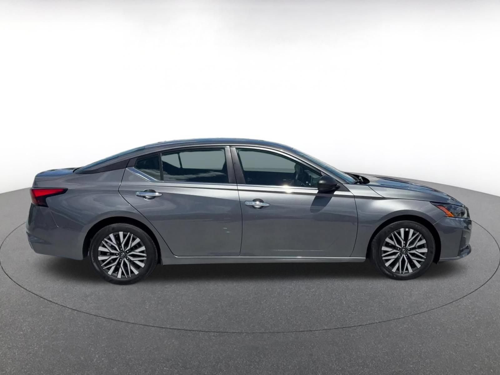 Thumbnail: 2025 Nissan Altima - 13