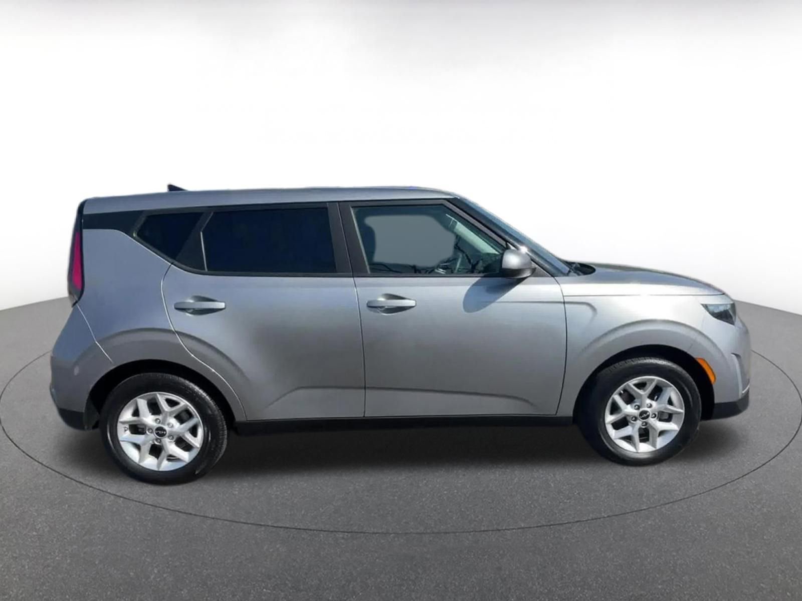 Thumbnail: 2025 Kia Soul - 16