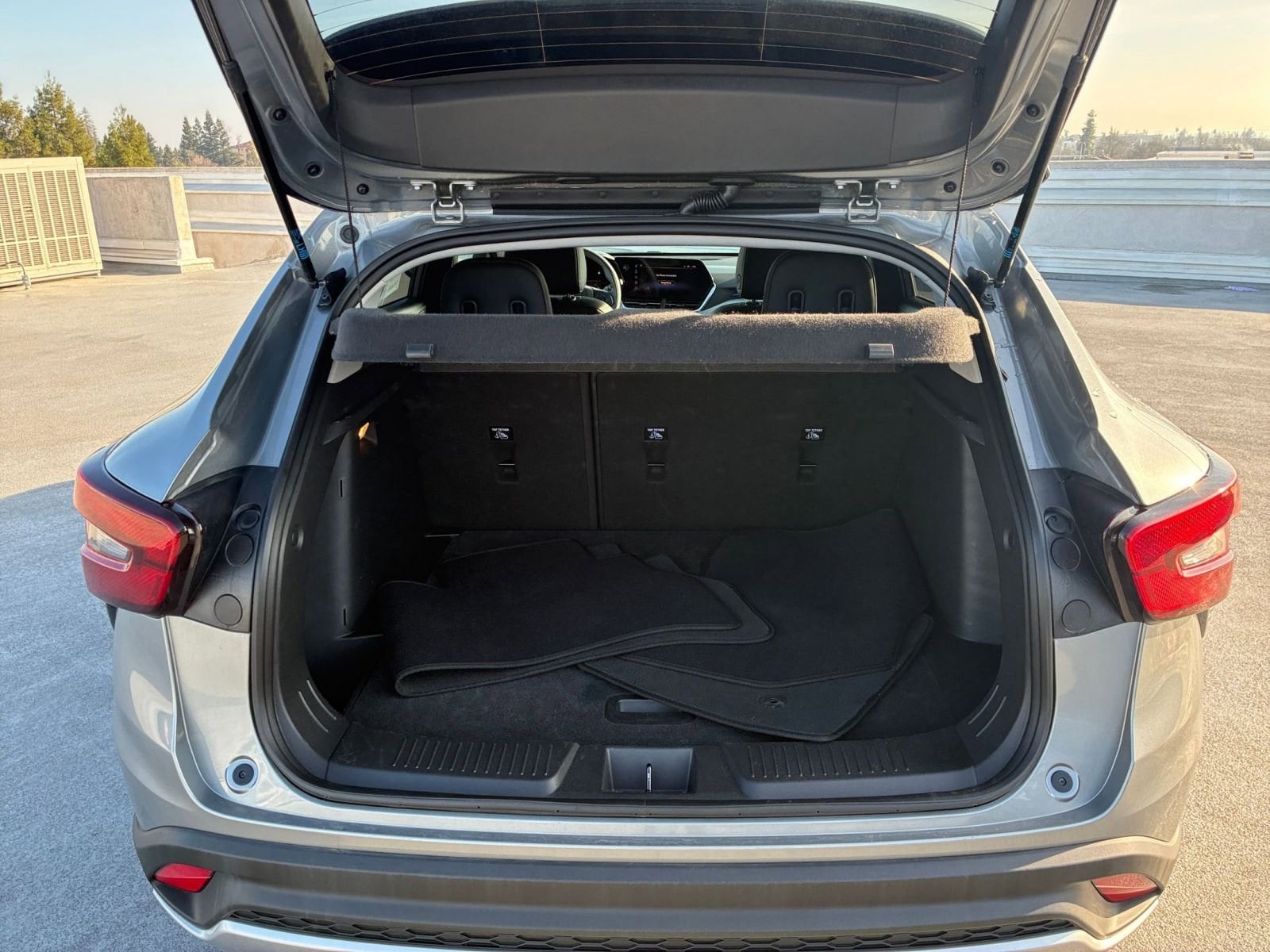 Thumbnail: 2025 Chevrolet Trax - 29