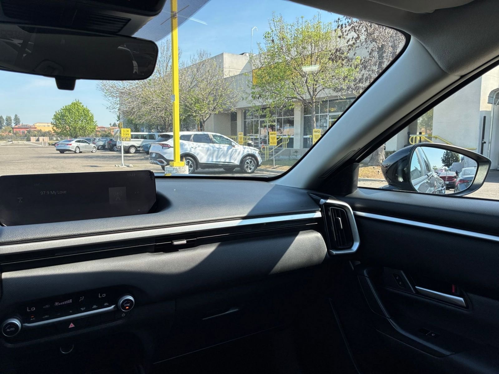 Thumbnail: 2025 Mazda CX-50 - 34