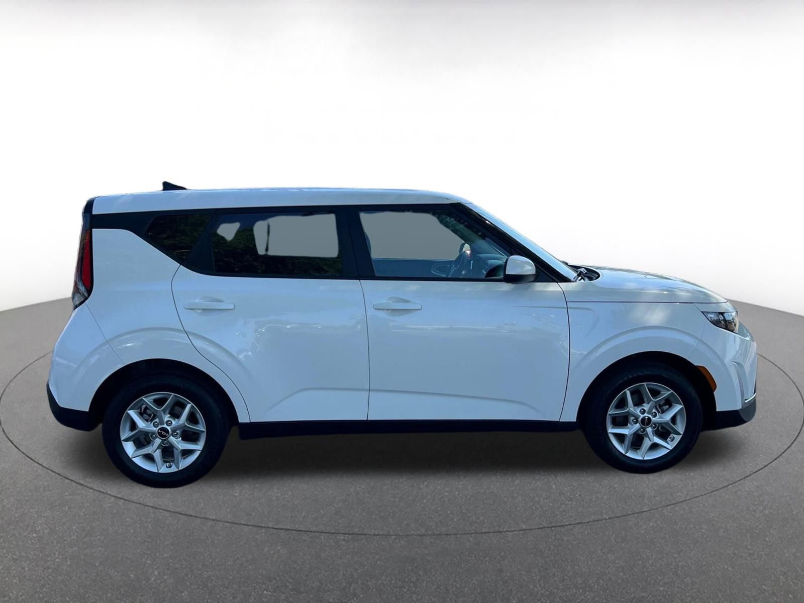 Thumbnail: 2023 Kia Soul - 20