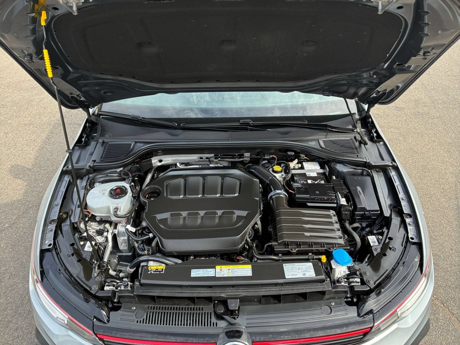 Thumbnail: 2026 Volkswagen Golf - 28