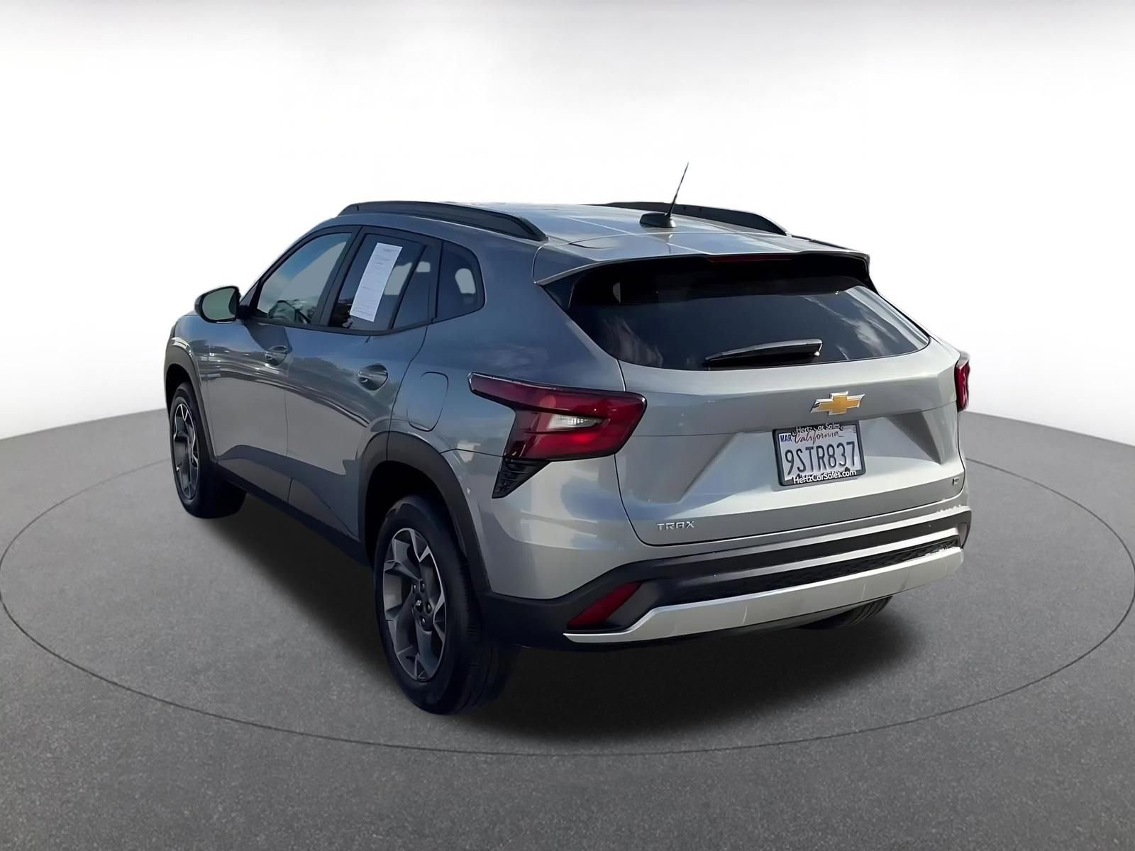 Thumbnail: 2025 Chevrolet Trax - 11