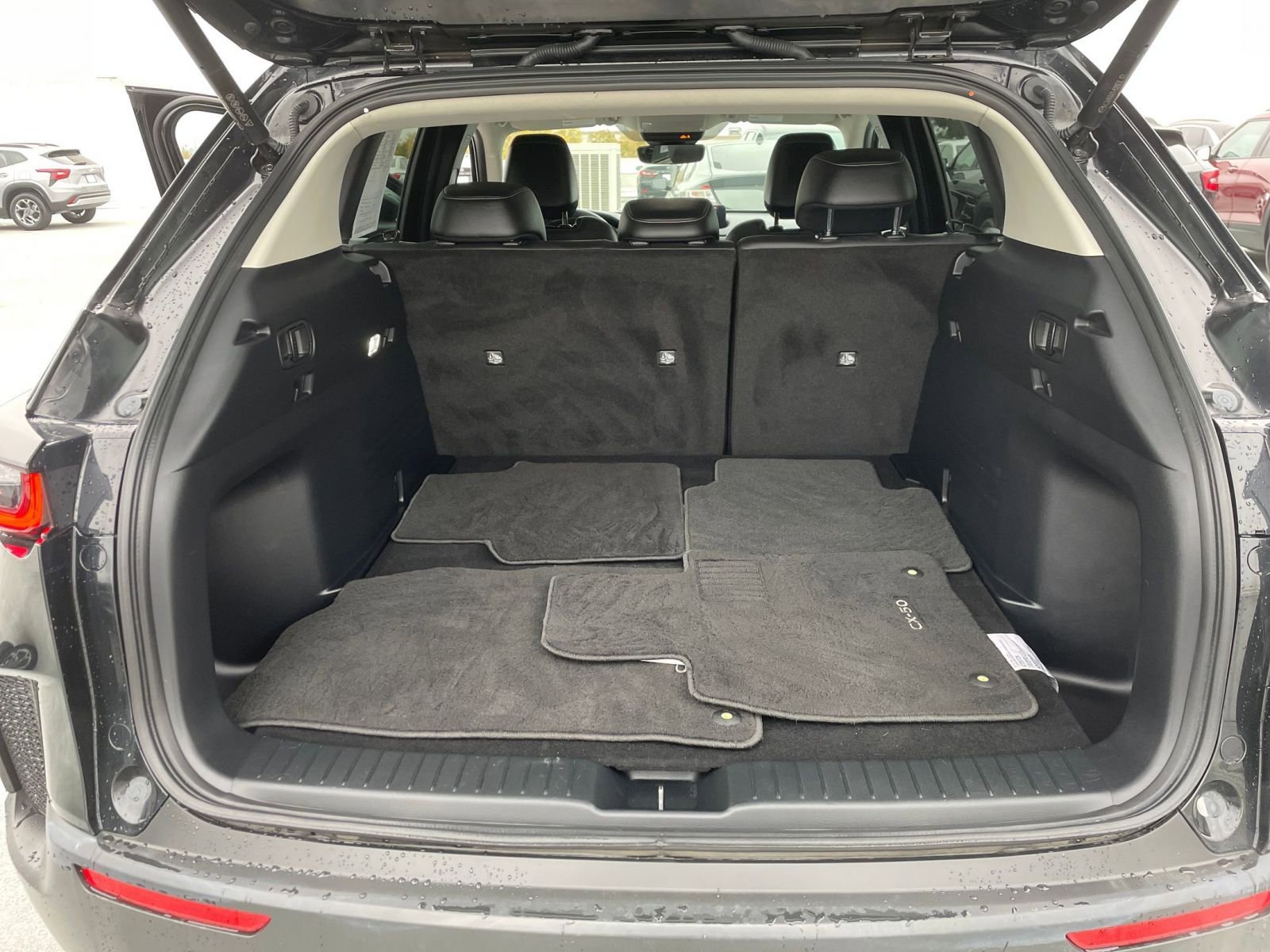 Thumbnail: 2025 Mazda CX-50 - 31