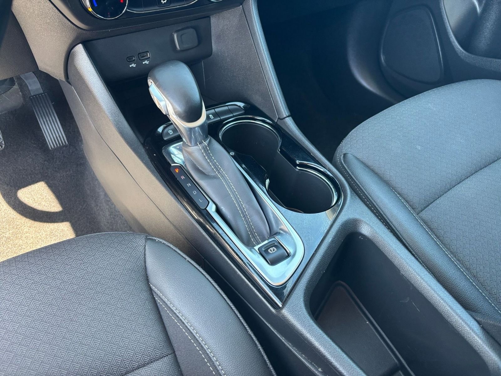 2025 Buick Encore GX Preferred - Photo 40