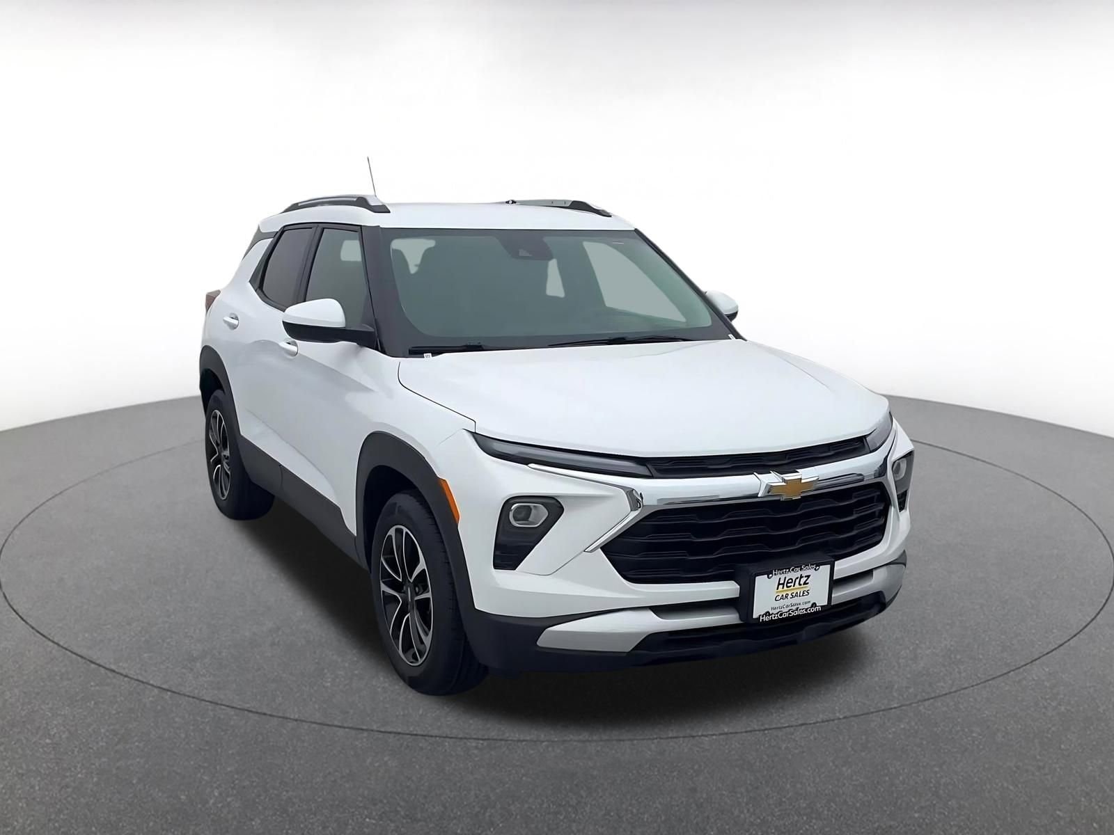 Thumbnail: 2025 Chevrolet TrailBlazer - 3