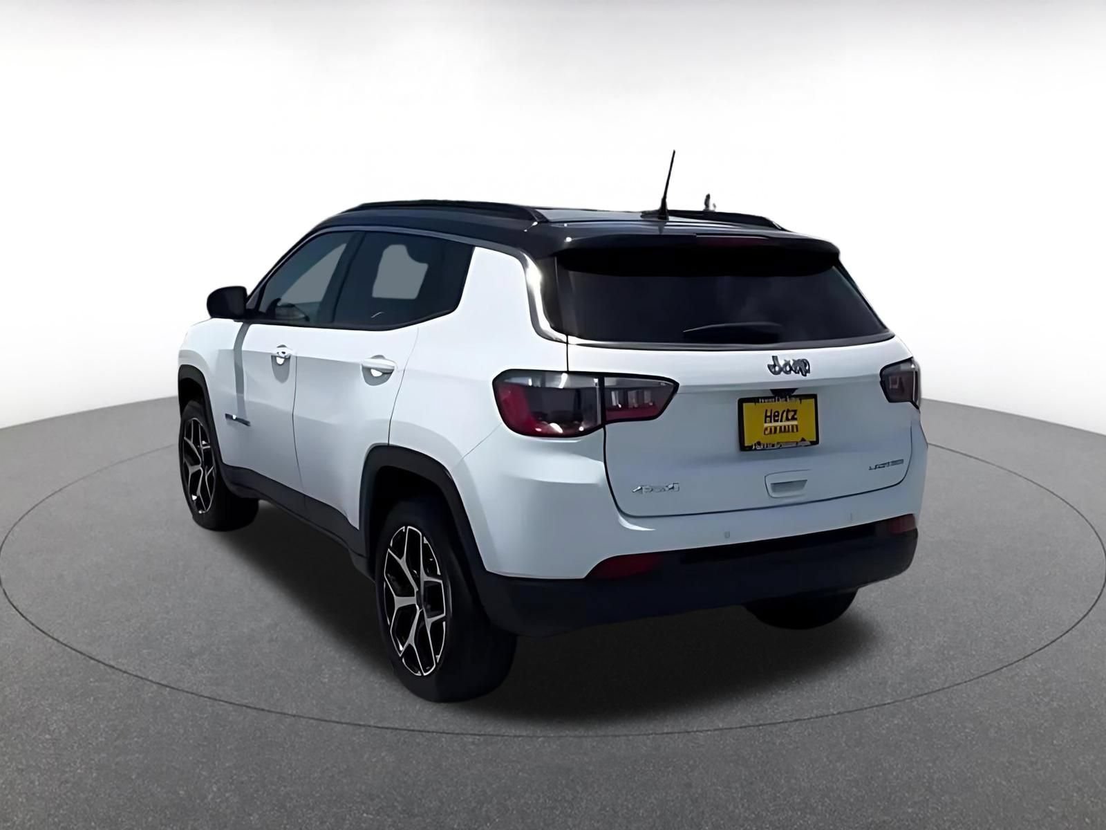 Thumbnail: 2025 Jeep Compass - 10