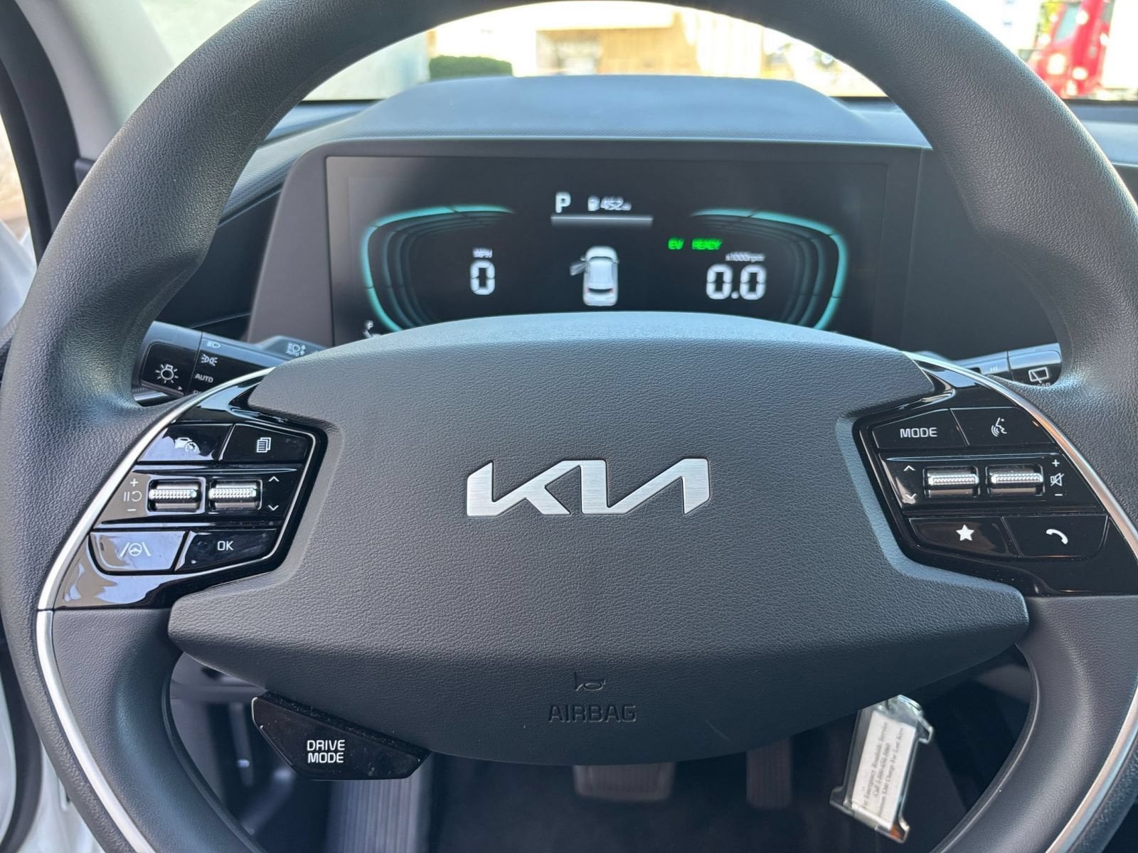 Thumbnail: 2026 Kia Niro - 25