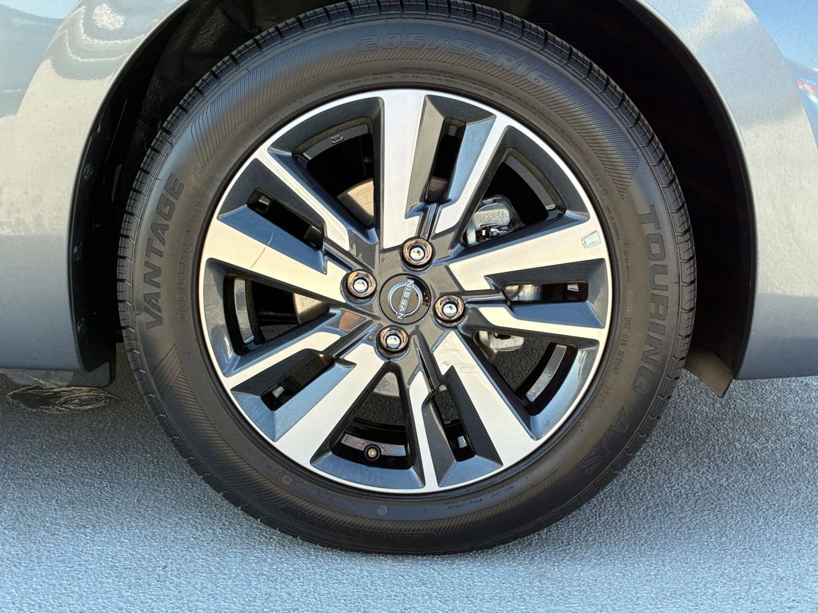 Thumbnail: 2025 Nissan Versa - 28