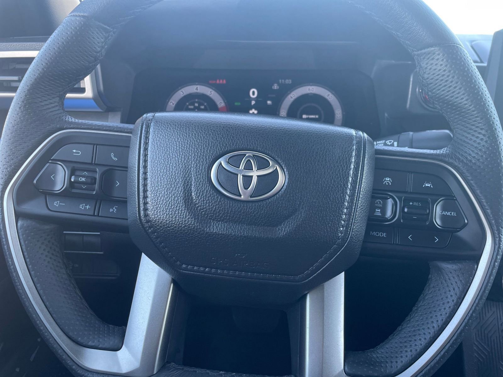 Thumbnail: 2025 Toyota Tacoma - 25