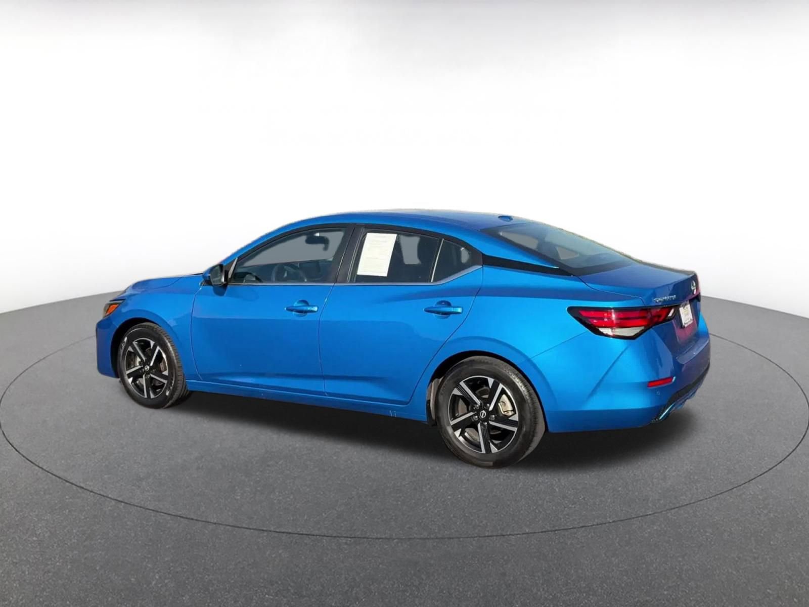 Thumbnail: 2025 Nissan Sentra - 10