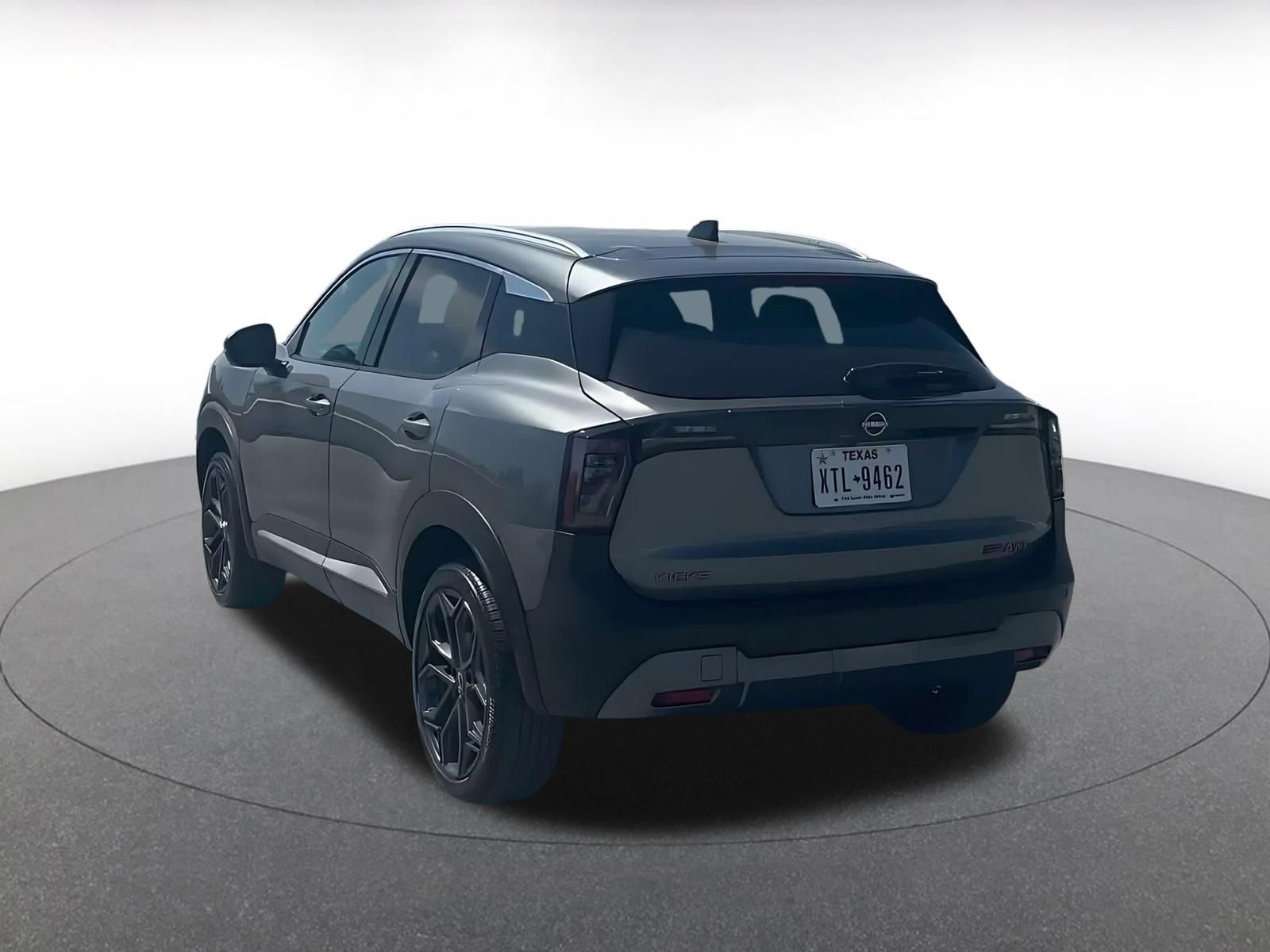 Thumbnail: 2026 Nissan Kicks - 9