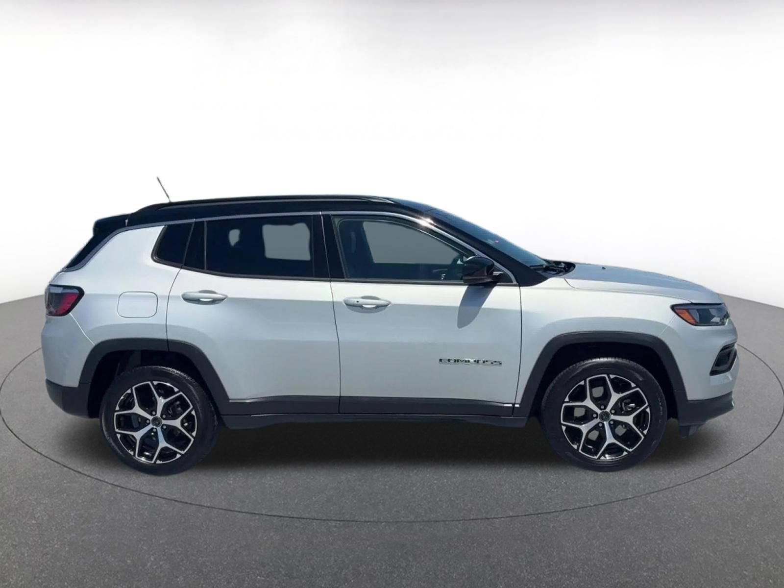 Thumbnail: 2025 Jeep Compass - 13