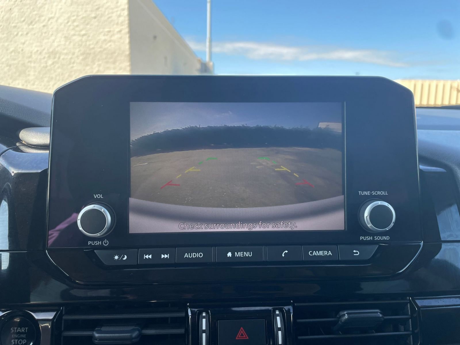 Thumbnail: 2025 Nissan Pathfinder - 25