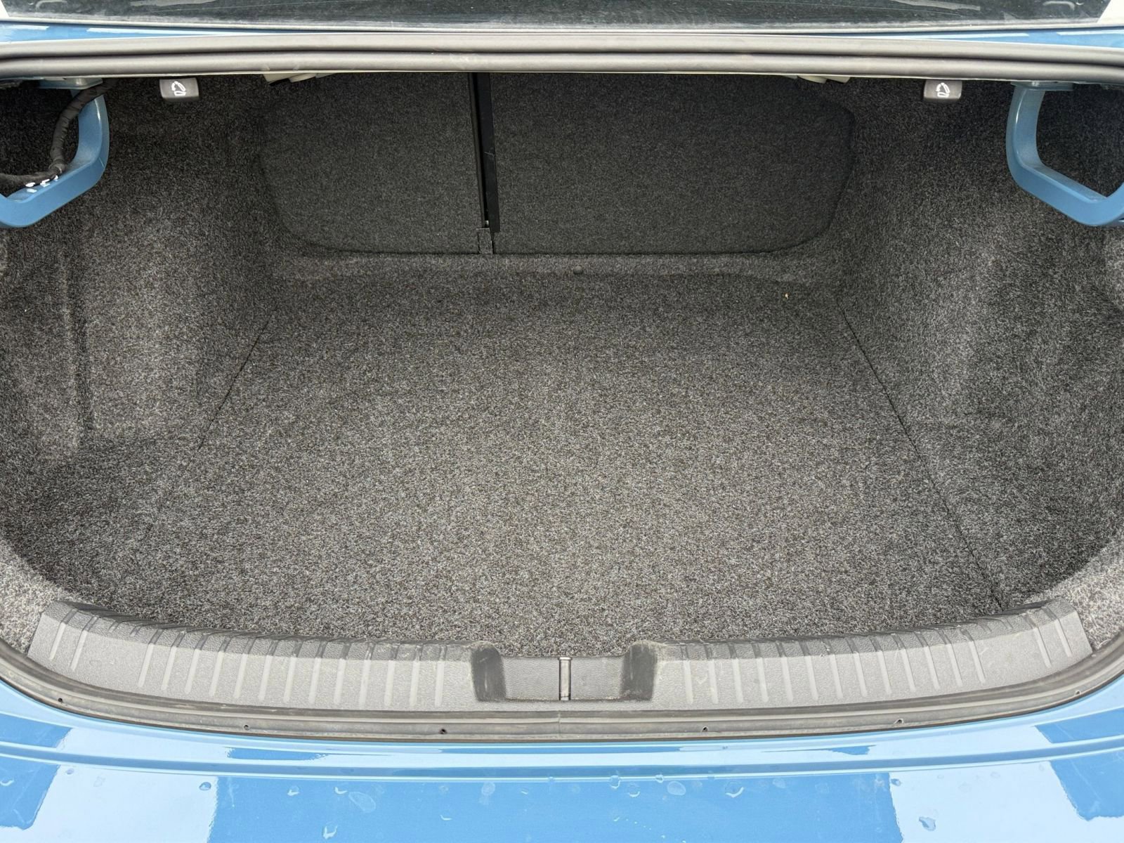 Thumbnail: 2025 Volkswagen Jetta - 30