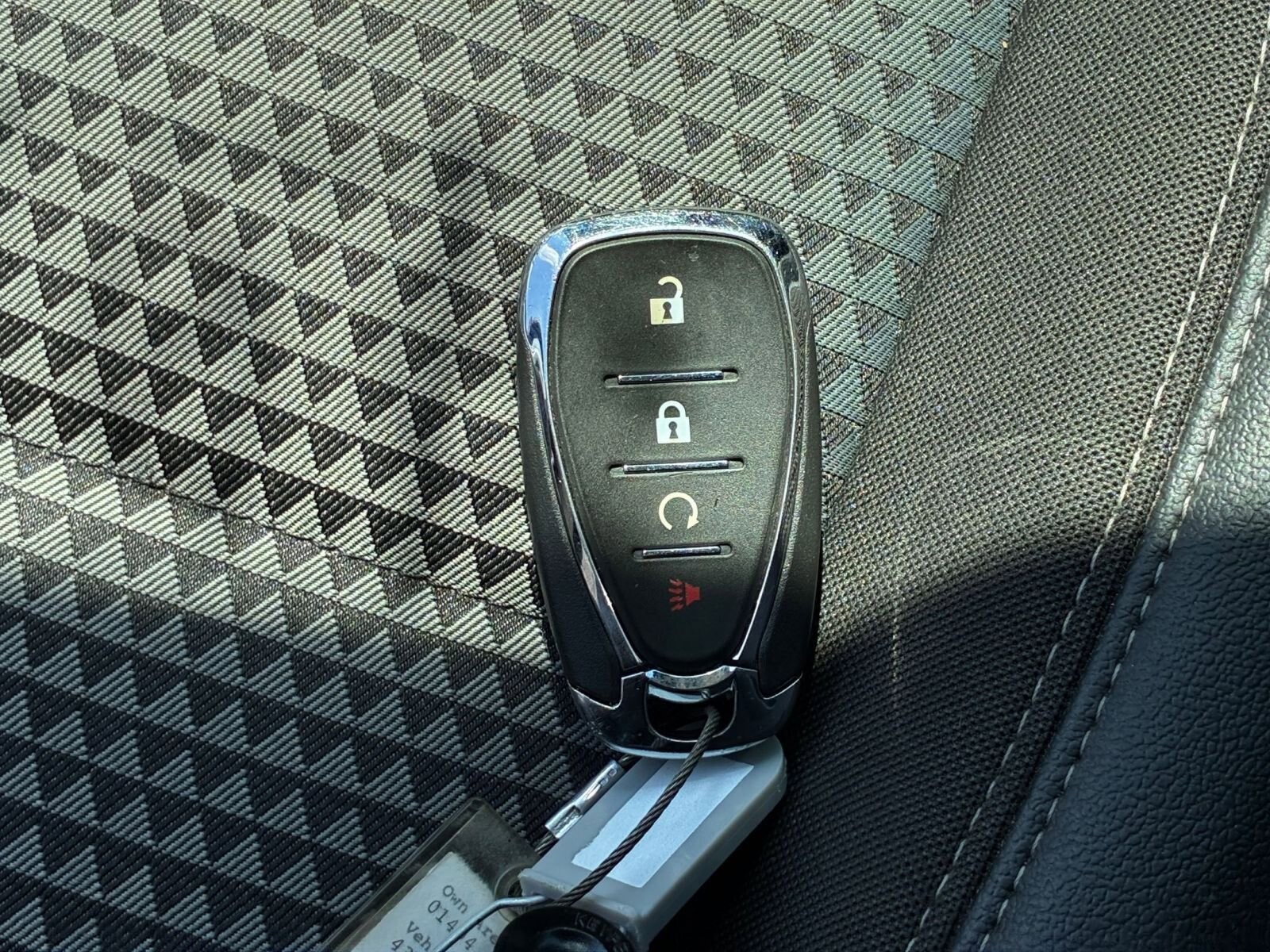 Thumbnail: 2025 Chevrolet Trax - 21