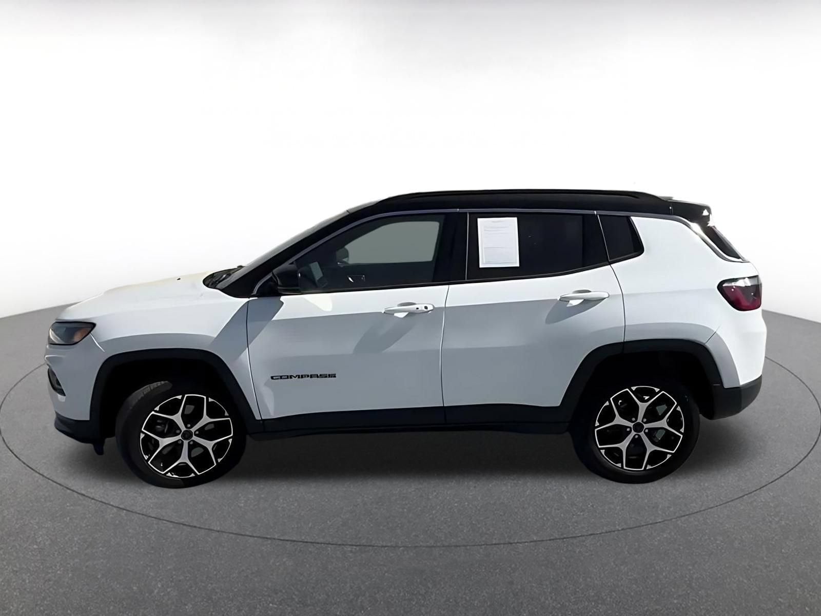 Thumbnail: 2025 Jeep Compass - 7