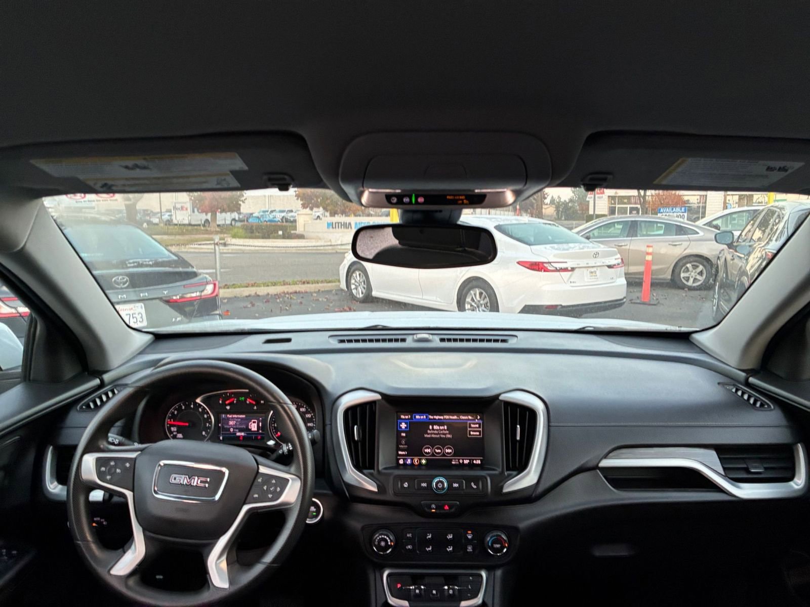 Thumbnail: 2024 GMC Terrain - 32