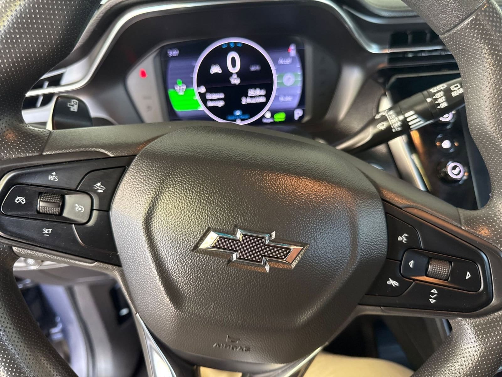 Thumbnail: 2023 Chevrolet Bolt EV - 8
