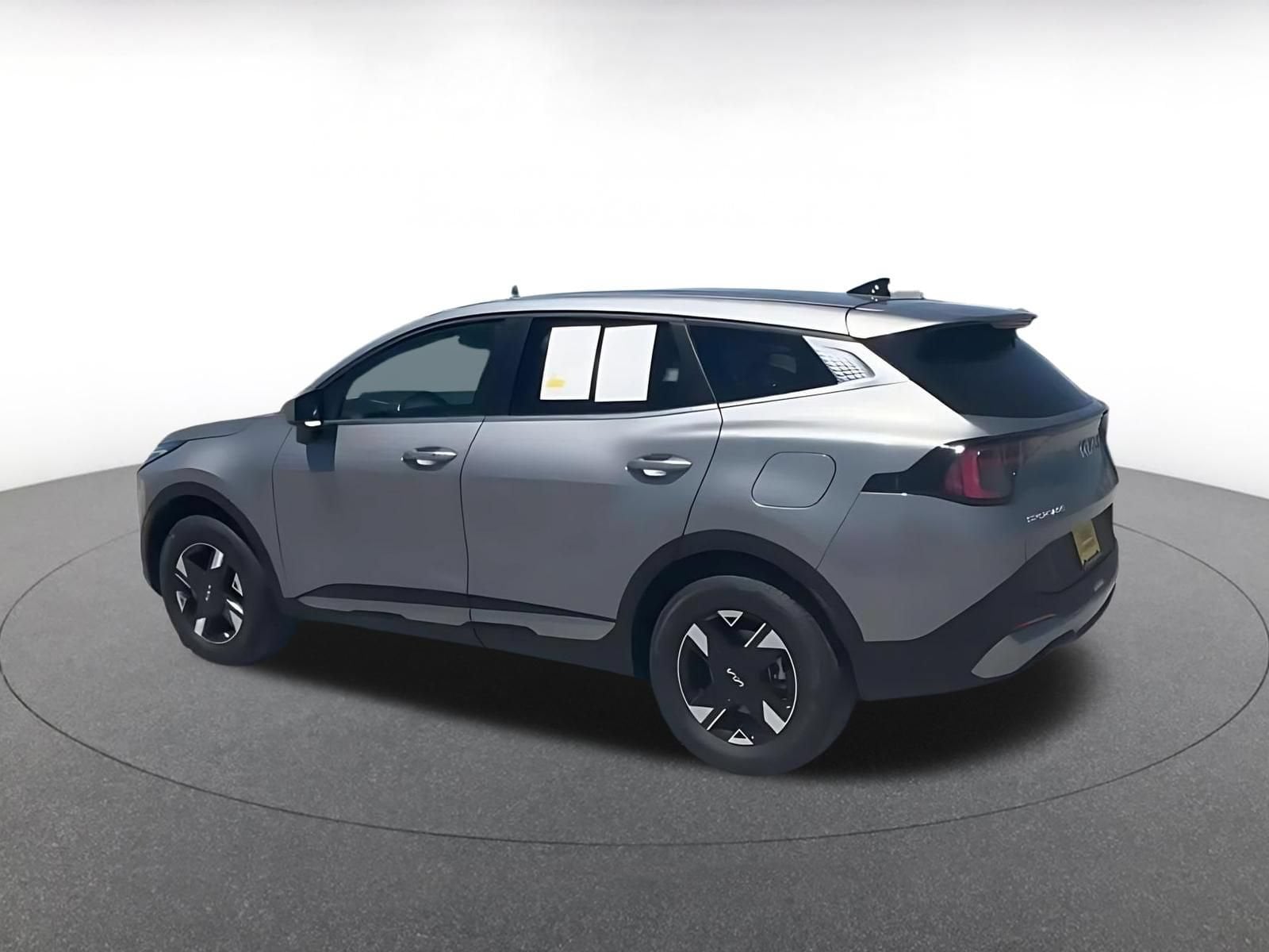Thumbnail: 2026 Kia Sportage - 9