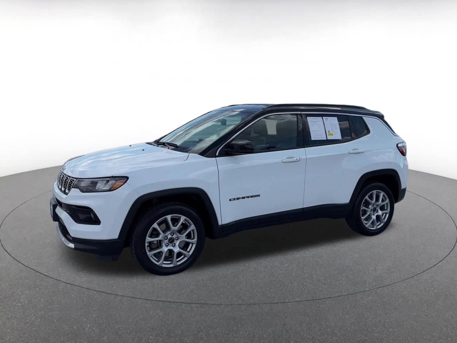 Thumbnail: 2025 Jeep Compass - 8