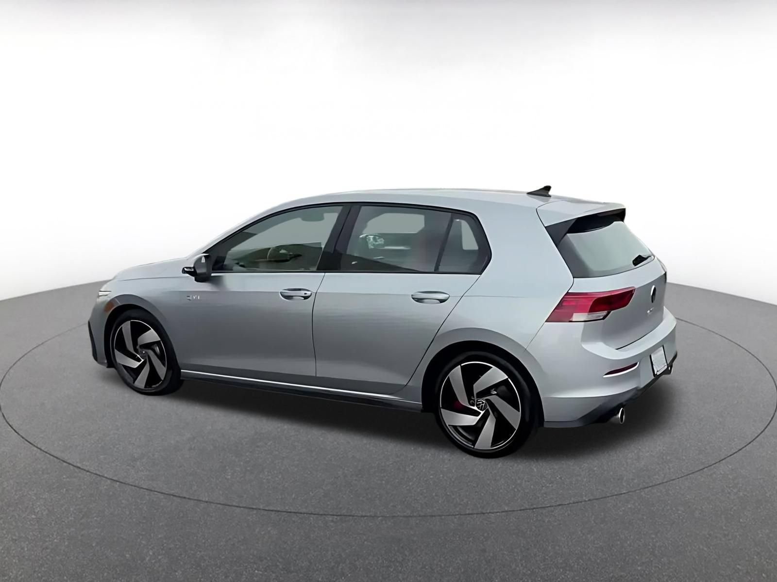 Thumbnail: 2026 Volkswagen Golf - 8