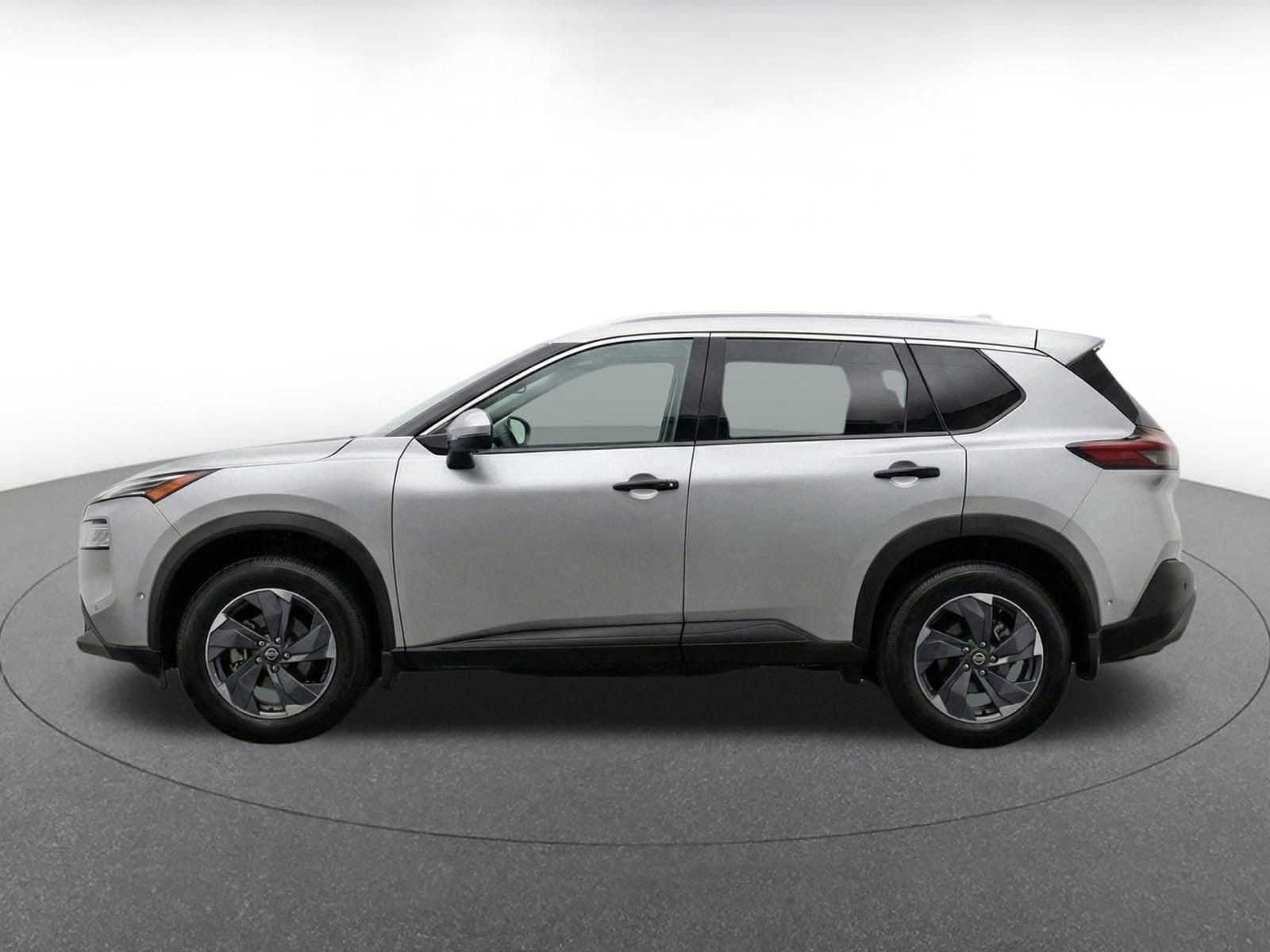 Thumbnail: 2025 Nissan Rogue - 4
