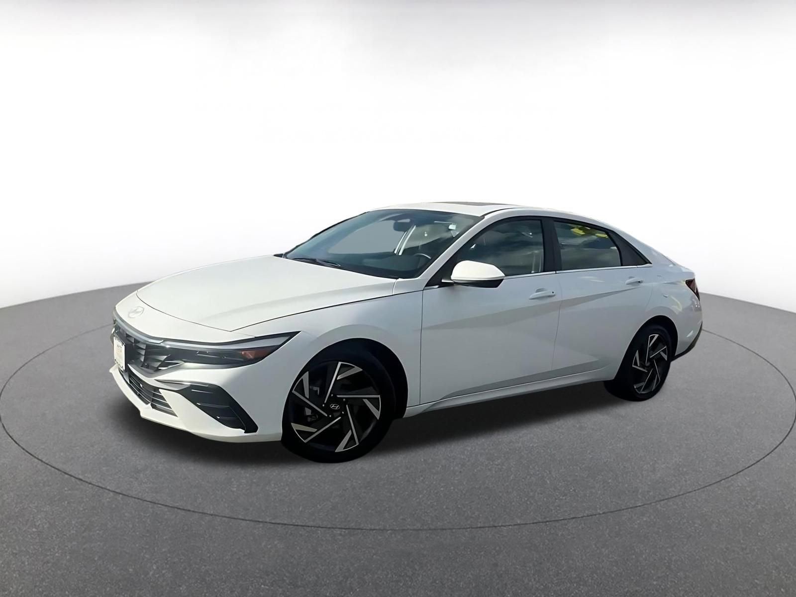 Thumbnail: 2025 Hyundai Elantra - 9