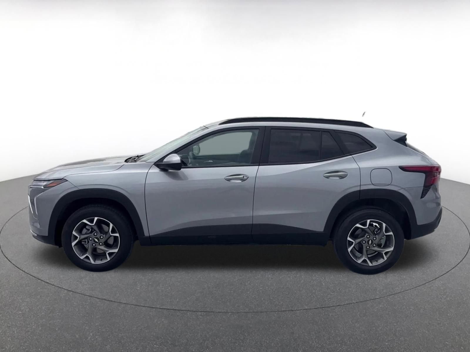 Thumbnail: 2025 Chevrolet Trax - 9