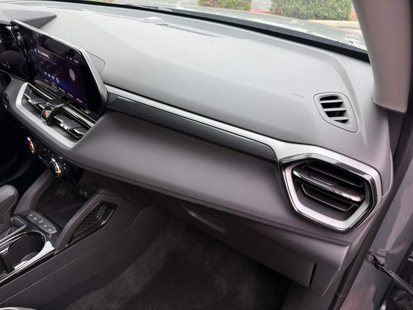 Thumbnail: 2025 Chevrolet TrailBlazer - 33