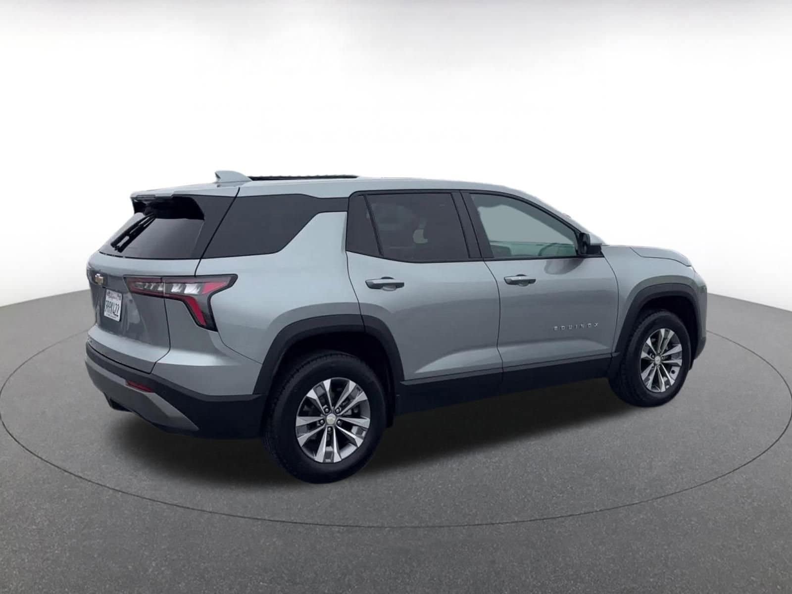 Thumbnail: 2025 Chevrolet Equinox - 15