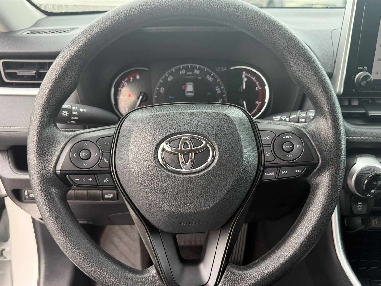 Thumbnail: 2025 Toyota RAV4 - 27