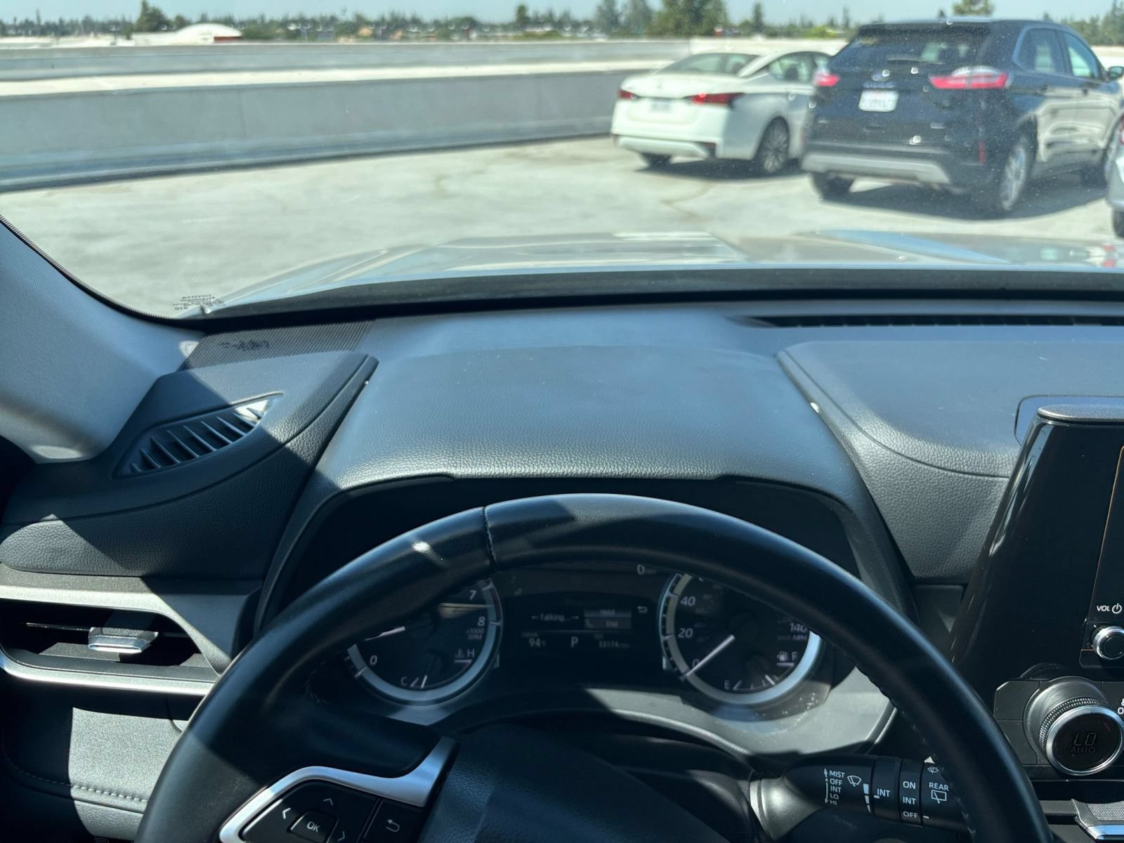 Thumbnail: 2025 Toyota Highlander - 35