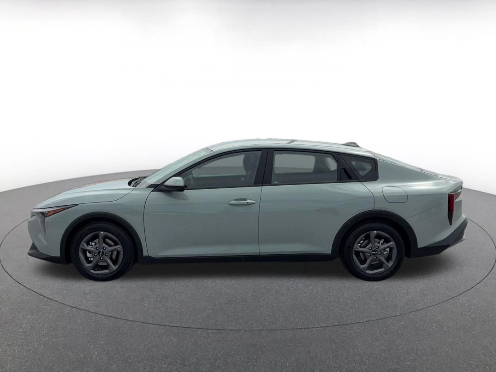 Thumbnail: 2026 Kia K4 - 8