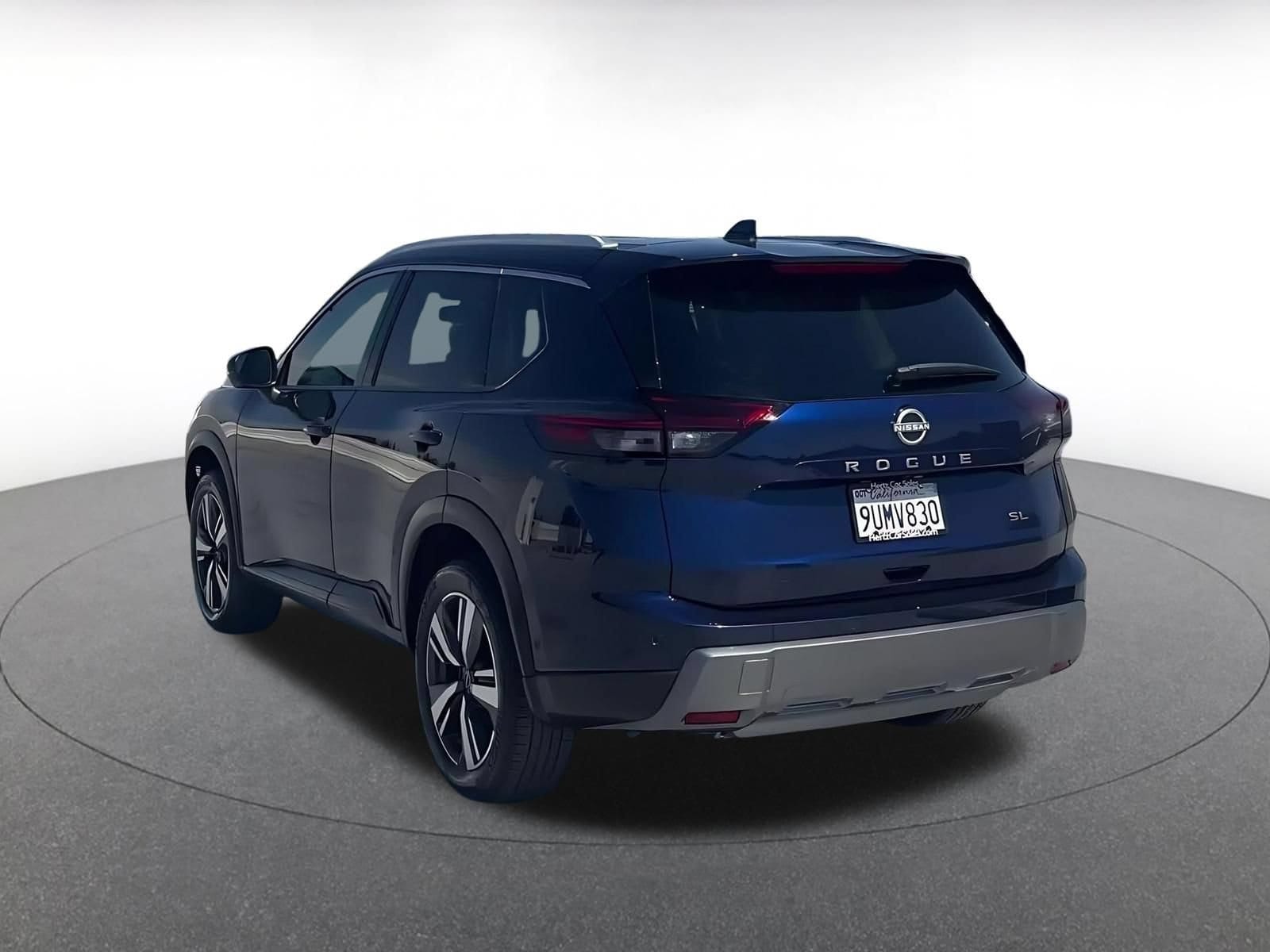 Thumbnail: 2026 Nissan Rogue - 10