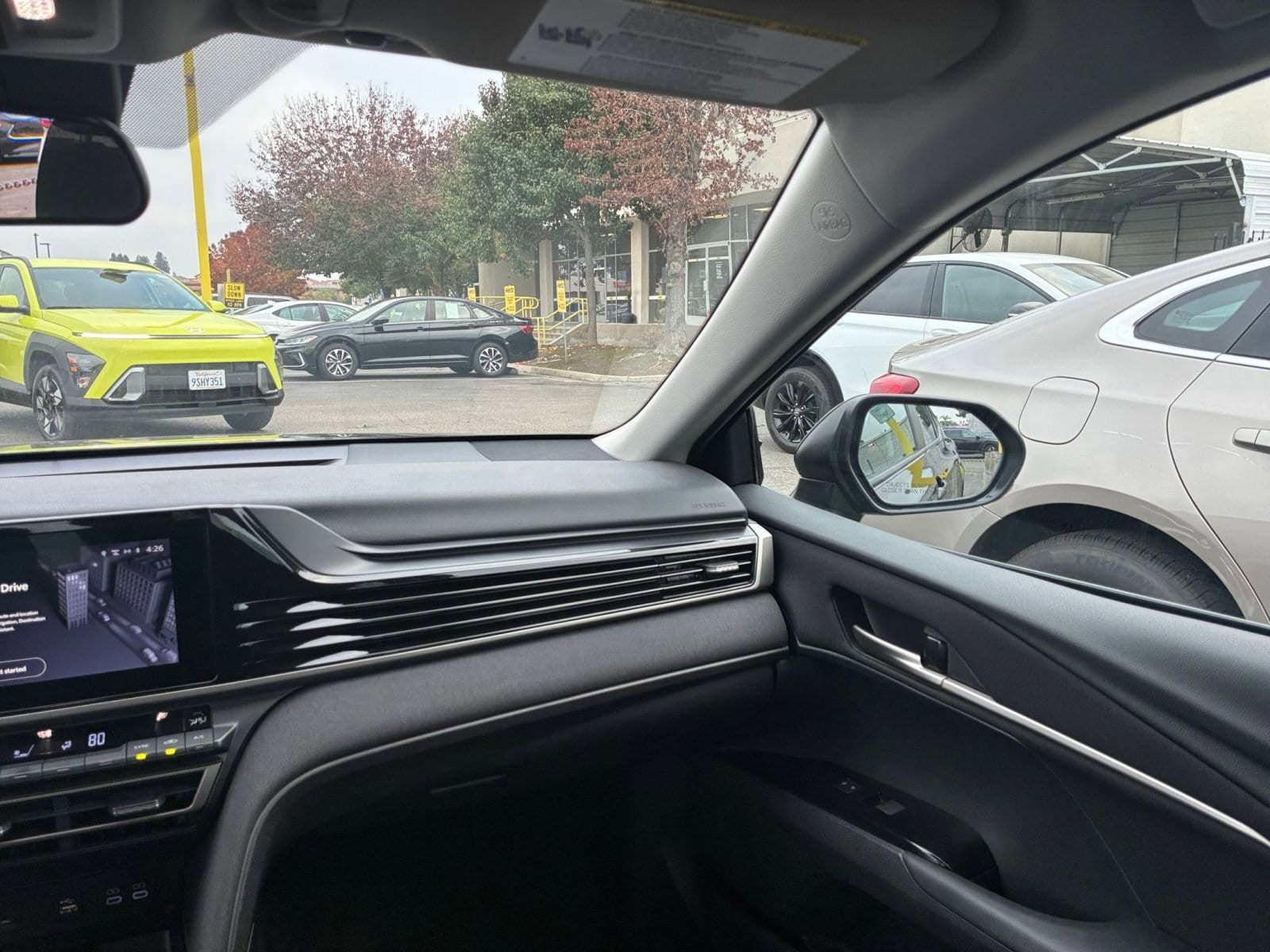 Thumbnail: 2025 Toyota Camry - 33