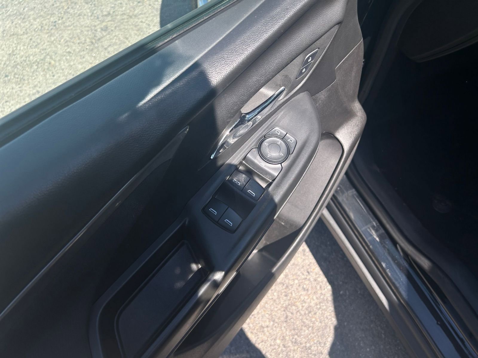 Thumbnail: 2023 Chevrolet Bolt EV - 25
