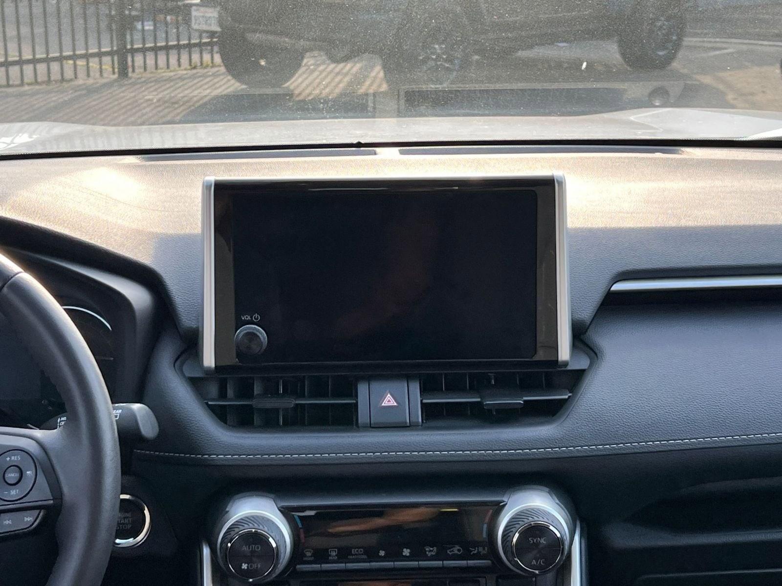 Thumbnail: 2025 Toyota RAV4 - 17