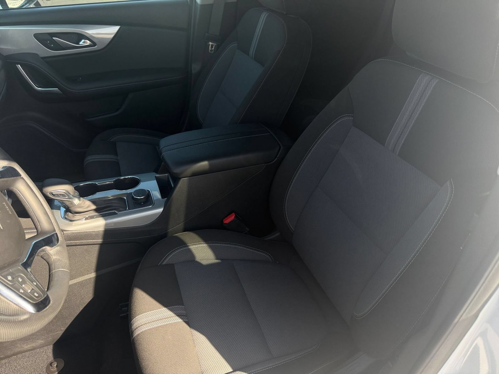 Thumbnail: 2025 Chevrolet Blazer - 32