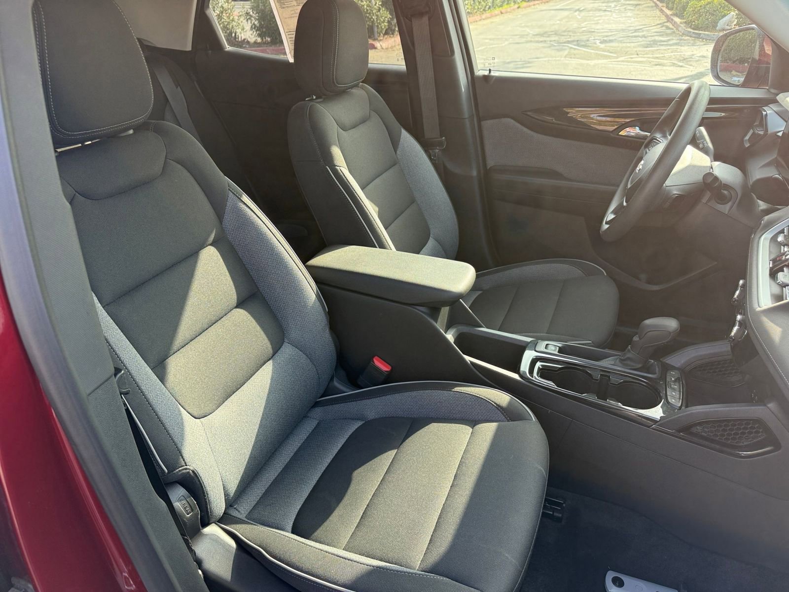 Thumbnail: 2025 Chevrolet TrailBlazer - 34