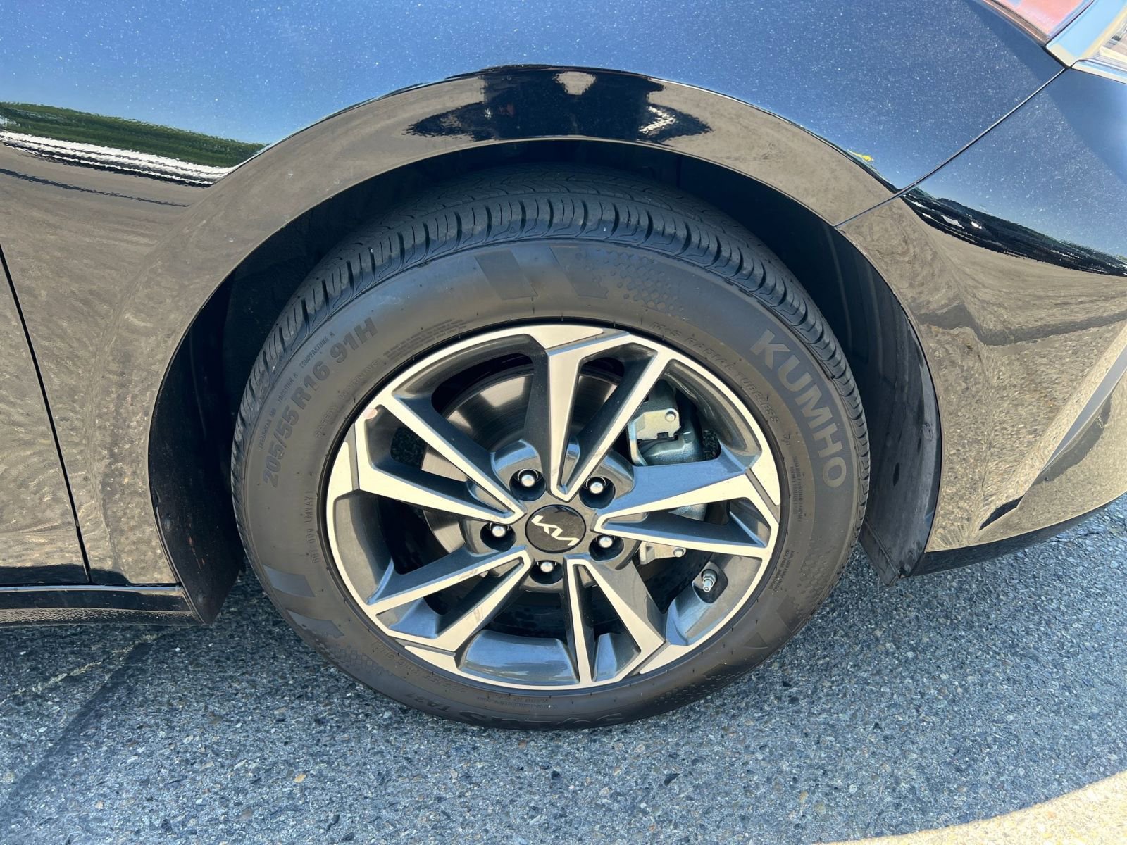 Thumbnail: 2024 Kia Forte - 17
