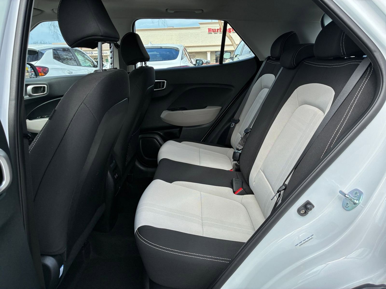 Thumbnail: 2025 Hyundai Venue - 25