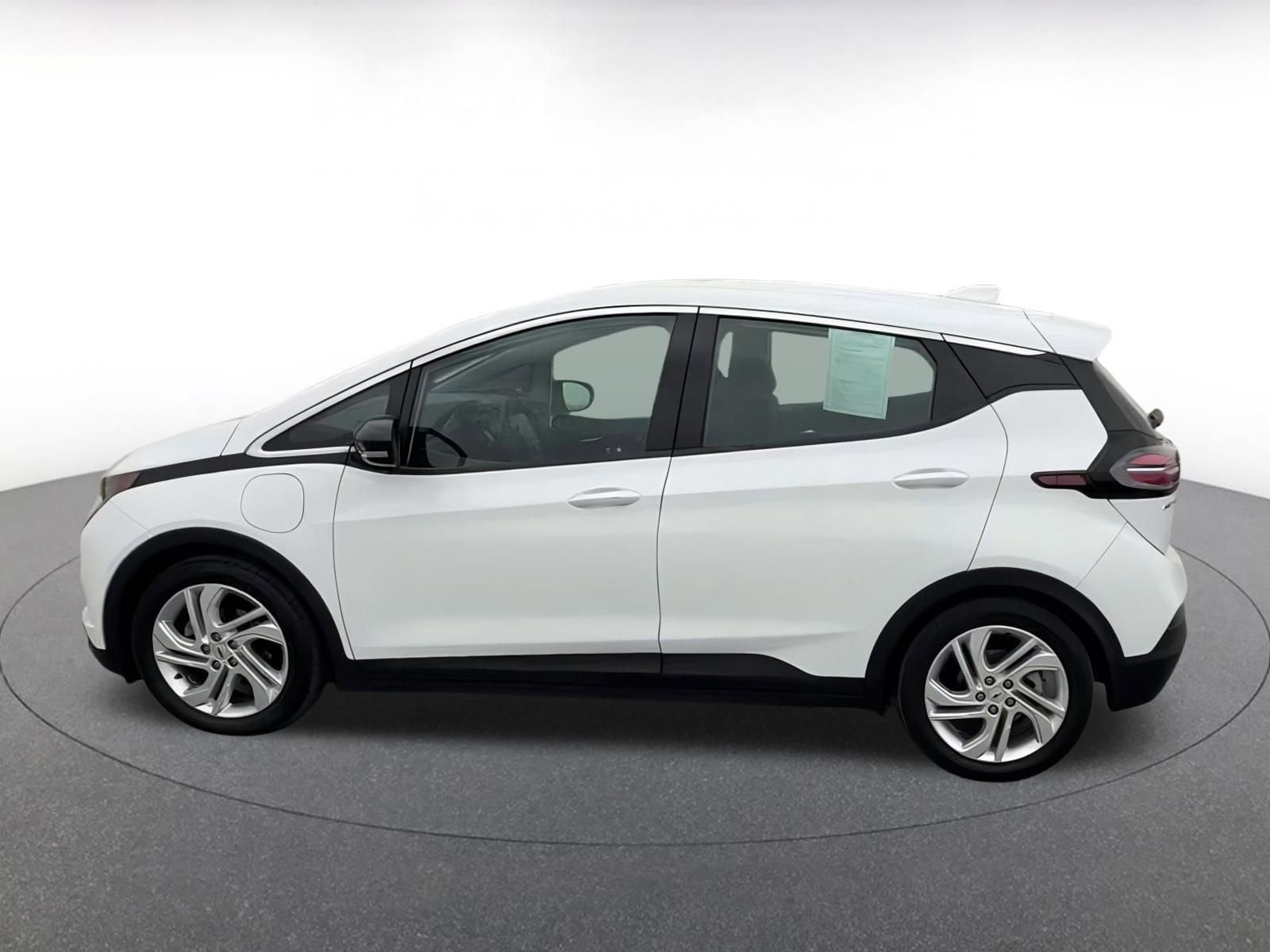 Thumbnail: 2023 Chevrolet Bolt EV - 8