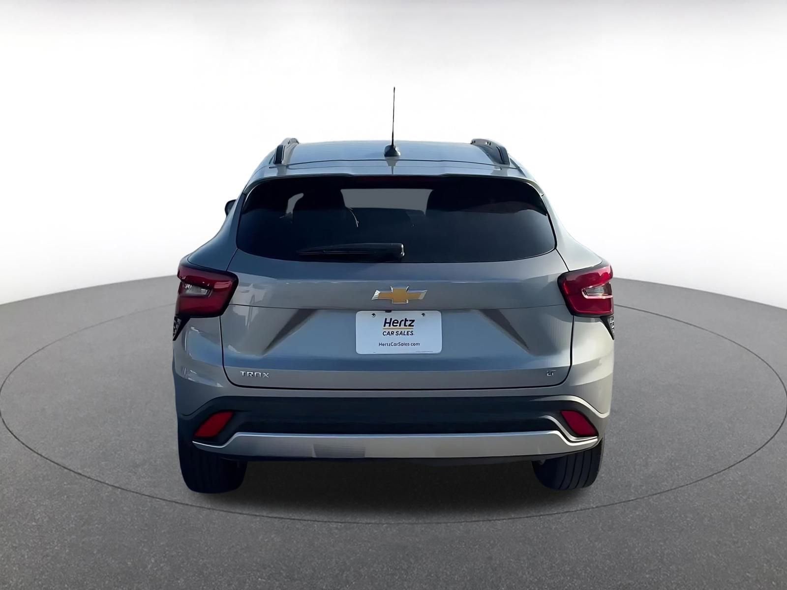 Thumbnail: 2025 Chevrolet Trax - 12