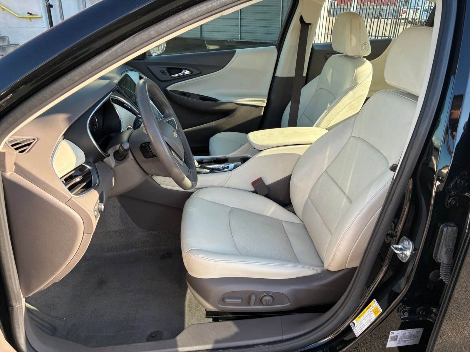 Thumbnail: 2024 Chevrolet Malibu - 27