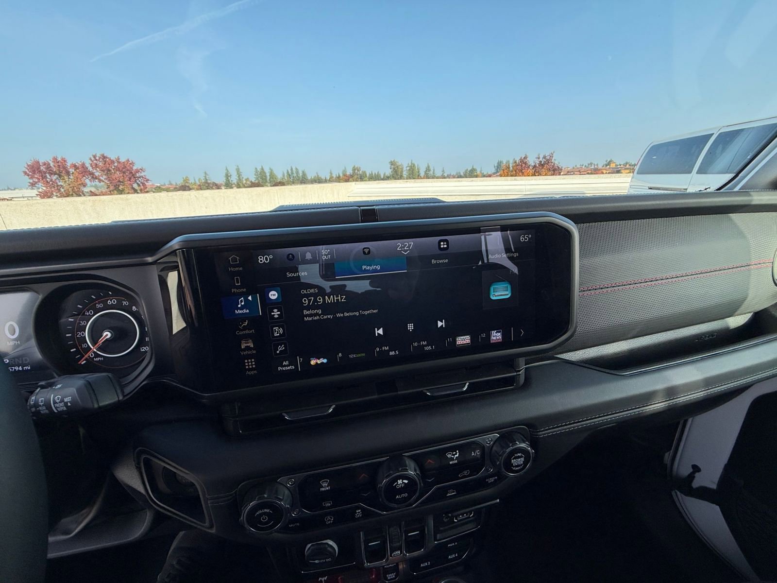 Thumbnail: 2025 Jeep Wrangler - 21