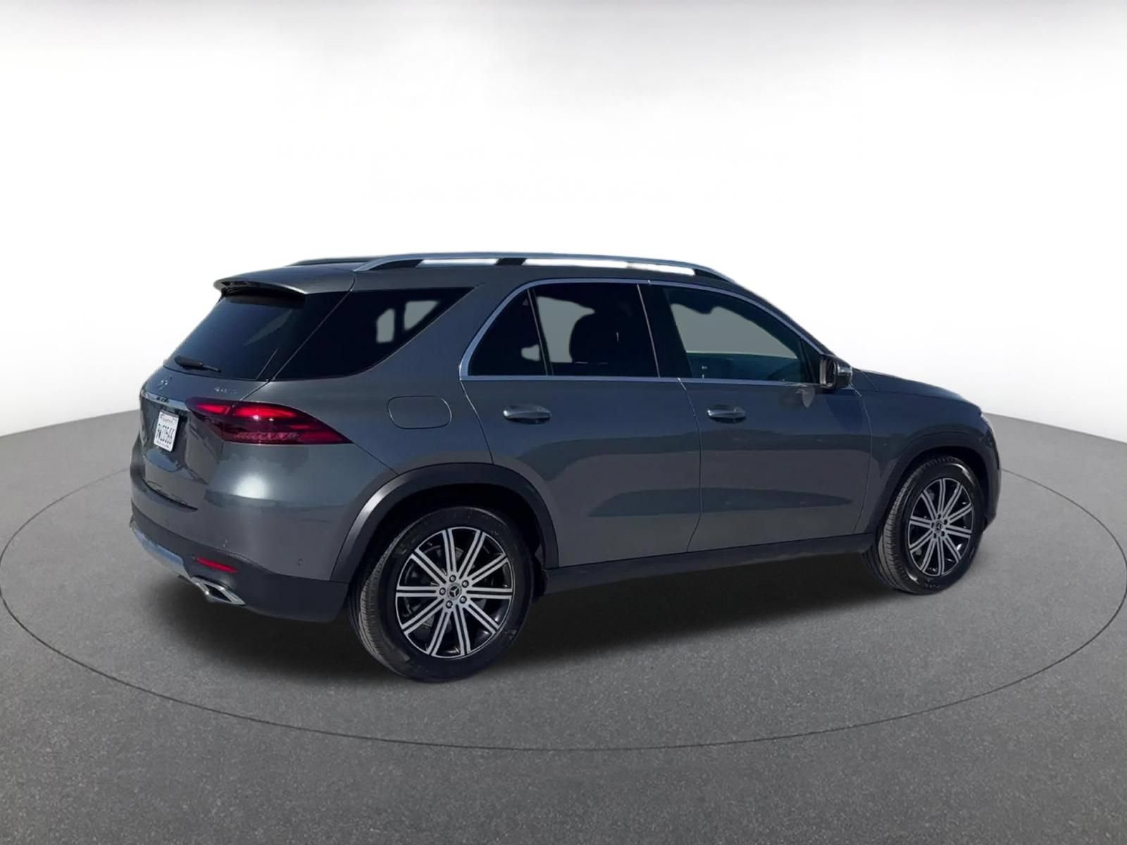 Thumbnail: 2026 Mercedes-Benz GLE - 15