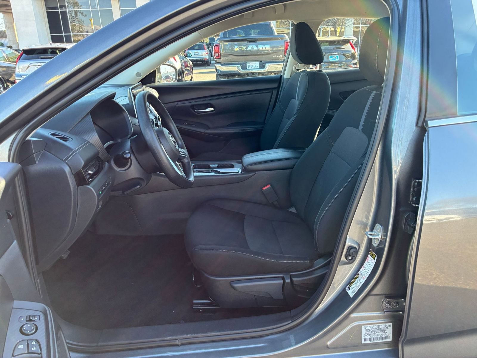 Thumbnail: 2025 Nissan Sentra - 24